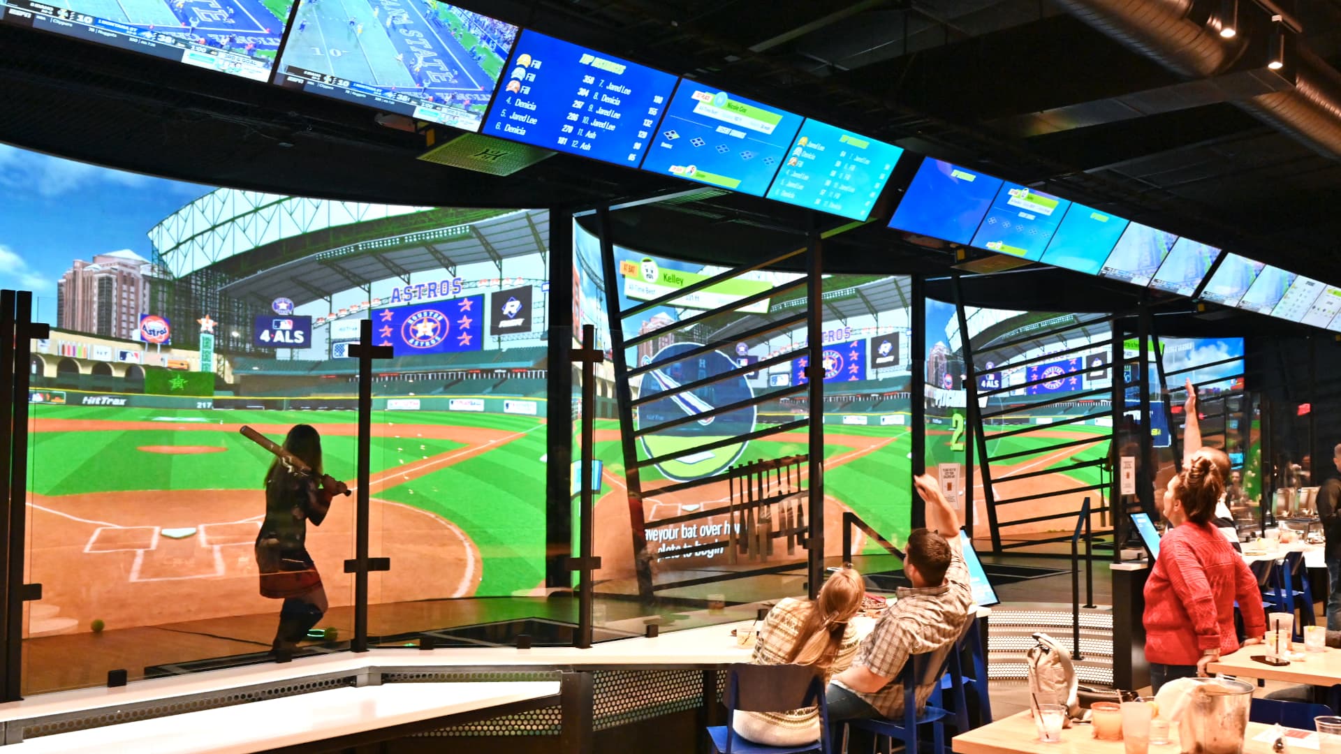 Should I go to Home Run Dugout or Topgolf? Baseball vs Golf Experiences